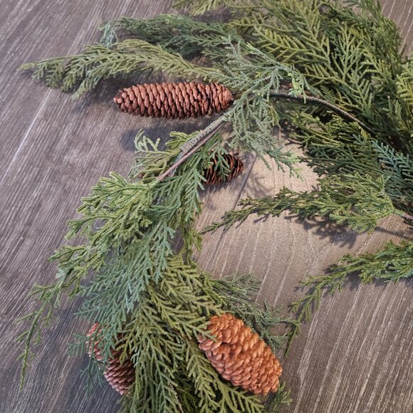 Hearth and Hand Cedar Garland 6ft - Picture 4 of 5